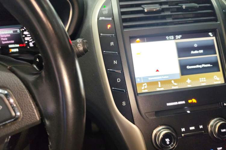 Used Lincoln MKC 2017 2.0T Two-Wheel Drive Deluxe Edition