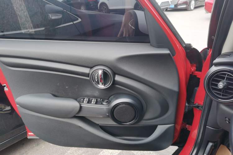 Used MINI MINI 2016 1.5T COOPER Five-Door Edition