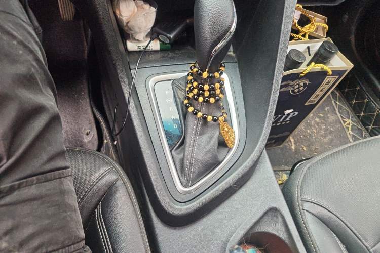 Used Buick GT 2021 Revised Version Flagship 1.5L Automatic Elite Edition Gear Lever