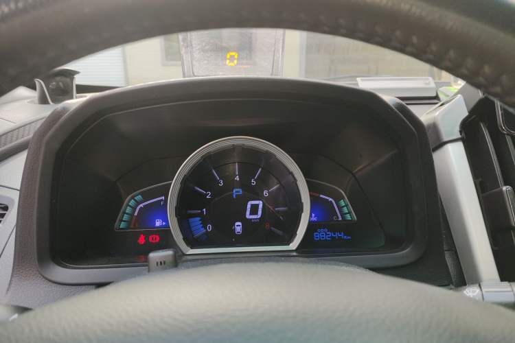 Used Luxgen U6 SUV 2015 1.8T Fashion Edition
