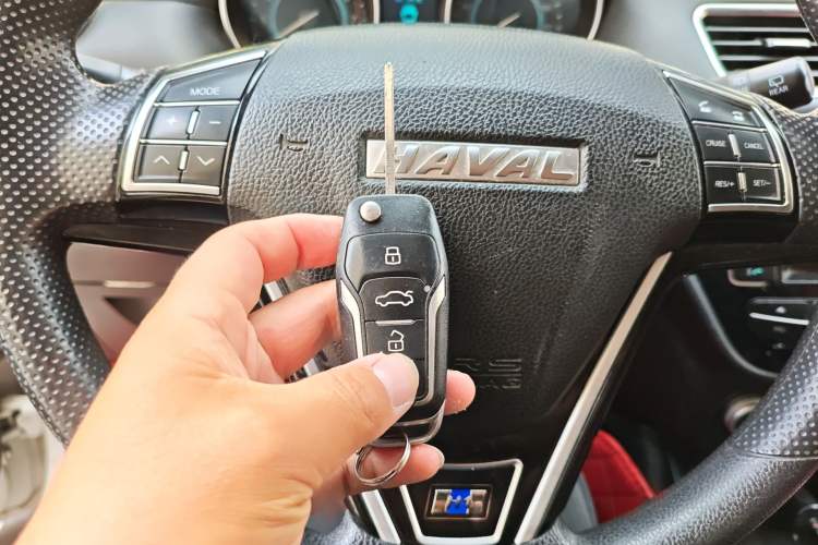 Used Haval H1 2016 Revised Version Blue Badge 1.5L AMT Standard Edition