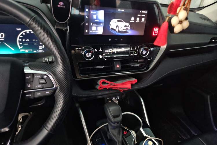 Used Toyota Highlander 2024 2.5L Smart Electric Hybrid Dual-Motor Two-Wheel-Drive Elite Edition 5 Seats Audio And AC Panel