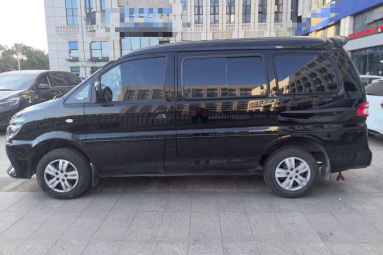 Used FORTHING Lingzhi 2023 M5 1.6L Practical Model 5 Seats
