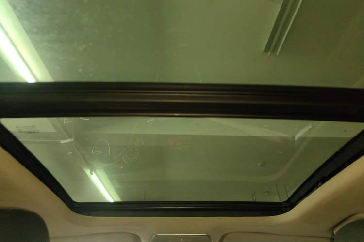 Used Geely Auto Emgrand GT 2016 2.4L Comfort Version Headliner