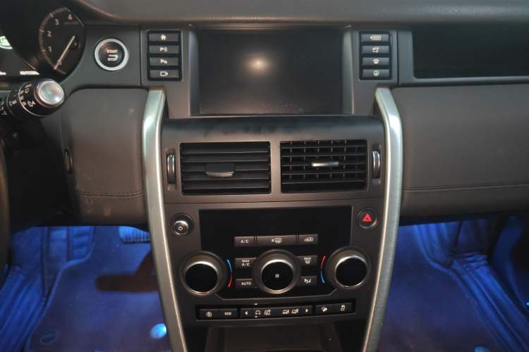 Used Land Rover Discovery Sport 2019 240 PS SE Version China VI Standard