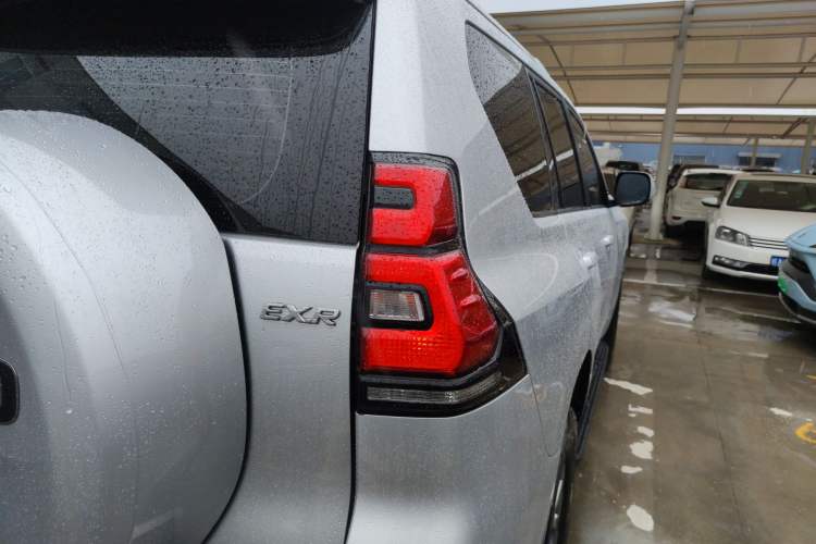 Used Toyota Prado 2018 4.0L U.S.-Spec Version 7 Seats Right Rear Taillight