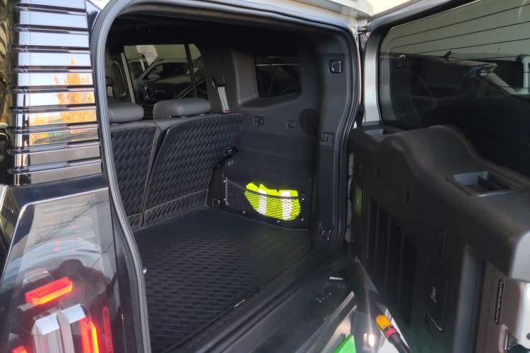 Used JETOUR Traveler 2023 2.0T All-Wheel Drive Conquer PRO
