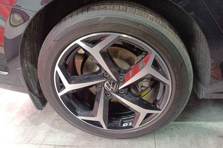 Used Volkswagen Passat 2025 Outstanding Model 380TSI Starry Dragon Edition
