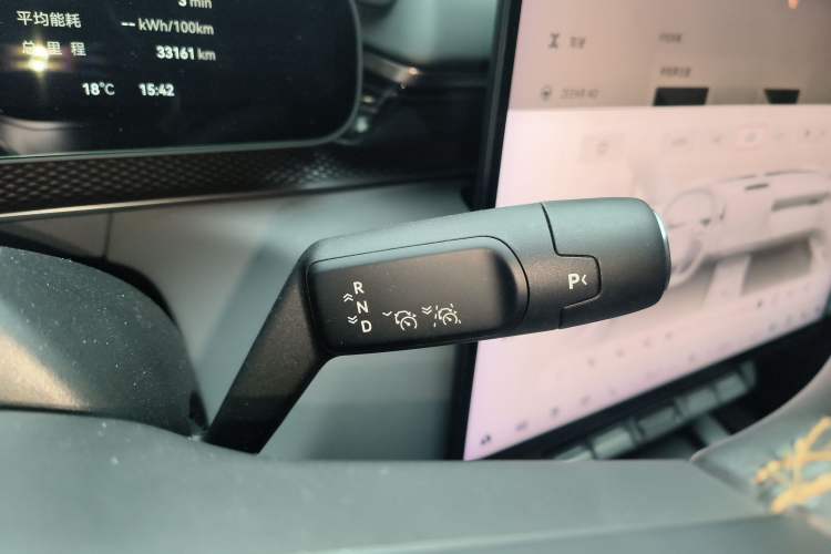 Used Zeekr 7X 2025 75 kWh Rear-Wheel Drive Intelligent Driving Version Gear Lever