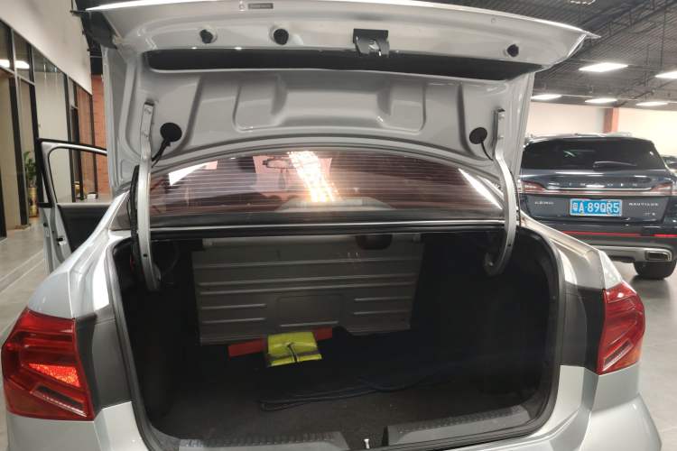 Used Volkswagen Jetta 2017 1.5L Automatic Fashion Model