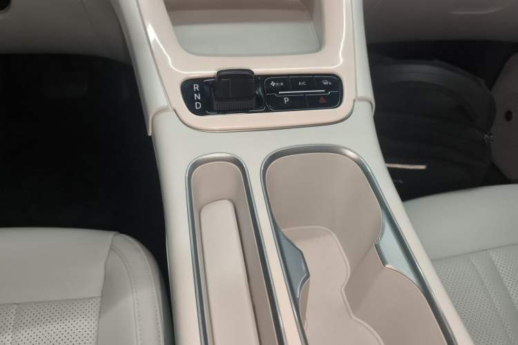 Used Geely Galaxy Geome 2025 310km Youth Edition Gear Lever