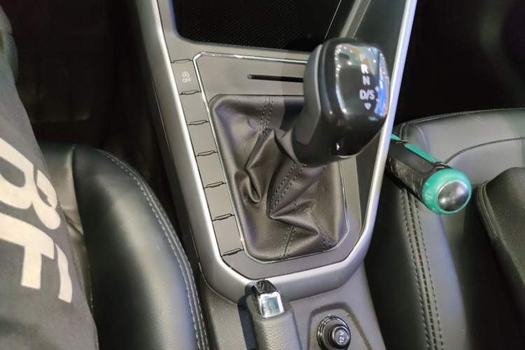 Used Volkswagen Polo 2023 Plus 1.5L Automatic Panoramic Enjoyment Edition Gear Lever