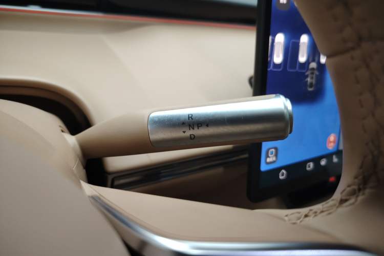 Used Hima Luxeed R7 2024 All-Electric 802 km Max