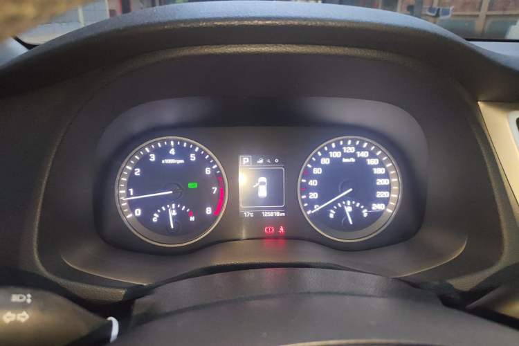 Used Hyundai Tucson 2015 1.6T Dual-Clutch Two-Wheel-Drive Smart Model
