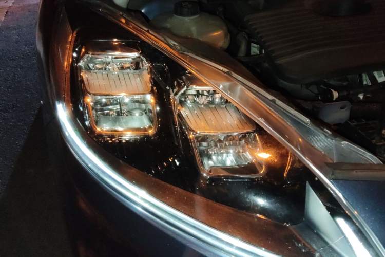 Used Ford Escape 2020 EcoBoost 245 Four-Wheel Drive Luxury Edition