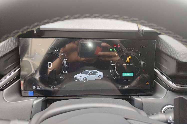 Used Lynk & Co 03 2026 Model 1.5TD DCT Halo
