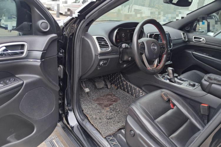 Used Jeep Grand Cherokee 2020 3.6L Elite Navigation Edition Interior 3