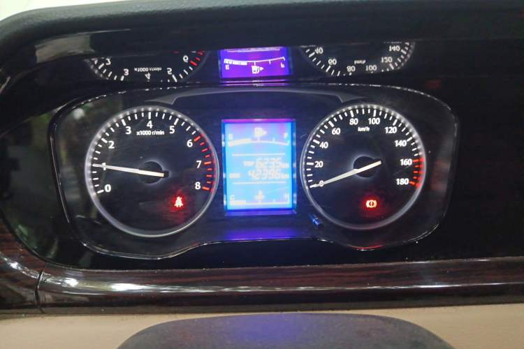 Used CHANGAN KUAYUE Xing V5 2021 1.6L Jinbao Edition Comfort Version DAM16KR Instrument Cluster
