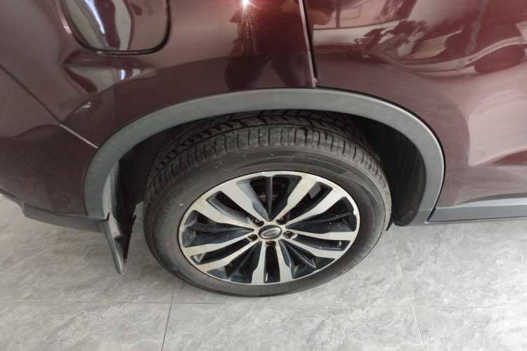 Used GAC Trumpchi GS4 2015 200T G-DCT Luxury Edition Exterior 5