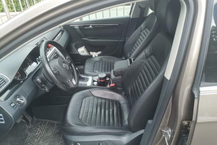 Used Volkswagen Magotan 2012 1.8TSI Luxury Model Left Front Seat