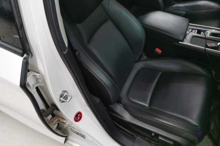 Used Honda Inspire 2019 260TURBO Elegant Edition China VI Emission Standard
