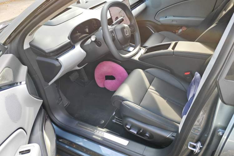 Used Zeekr 007 2025 Rear-Drive Intelligent Driving Version 75 kWh