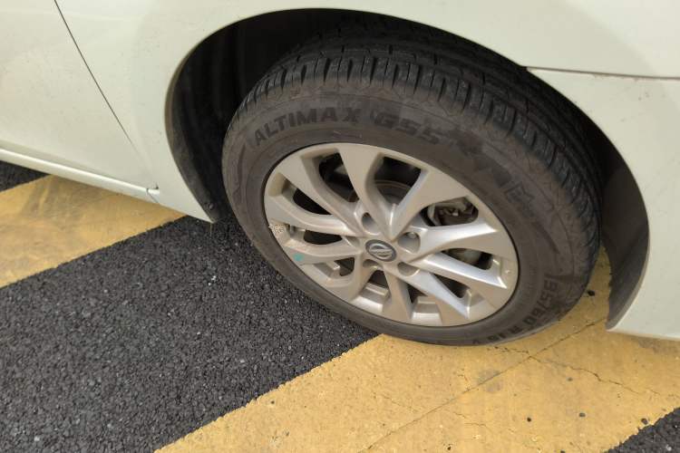 Used Nissan Sylphy 2019 1.6XV CVT Smart Connect Luxury Edition China V Standard Exterior 7