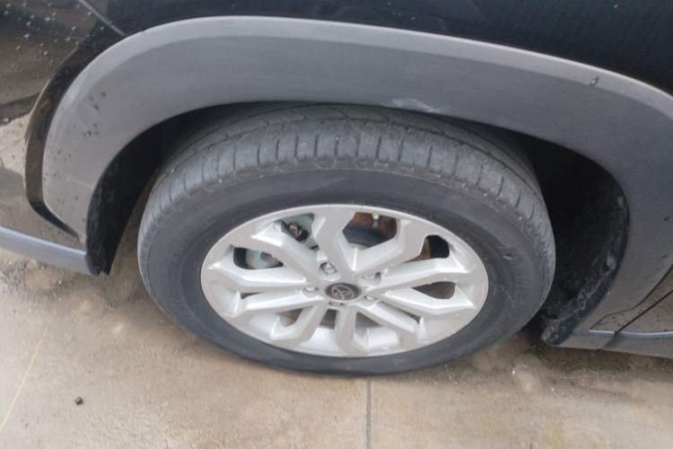 Used Toyota FRONTLANDER 2023 2.0L CVT Elite Edition Left Front Wheel Hub