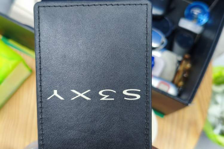 Used Tesla Model Y 2022 Revised Version Long-Range All-Wheel Drive Interior 1