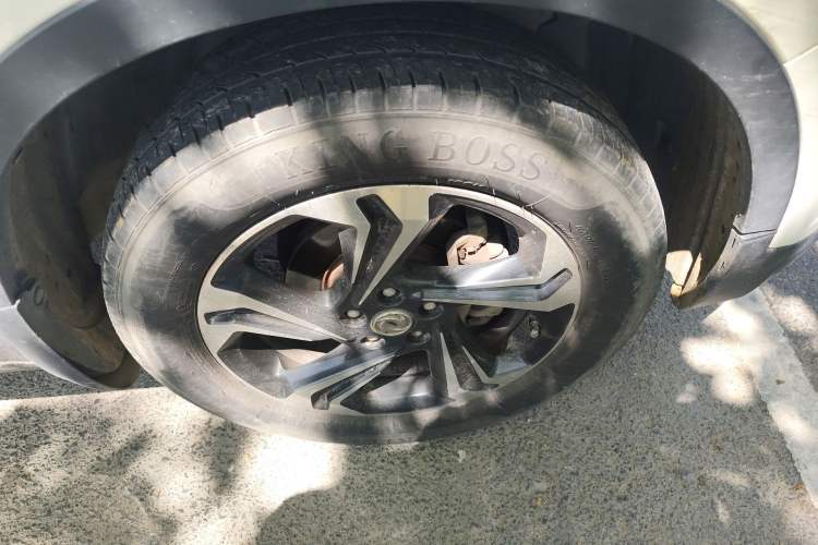 Used Dongfeng Aeolus AX7 2016 1.4T Manual Zhuyue Model Right Front Wheel Hub