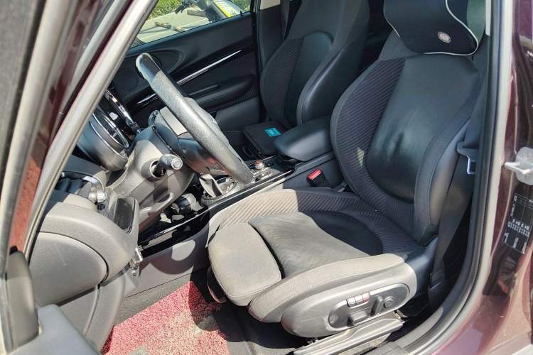 Used MINI Clubman 2016 1.5T COOPER Connoisseur Edition Left Front Seat