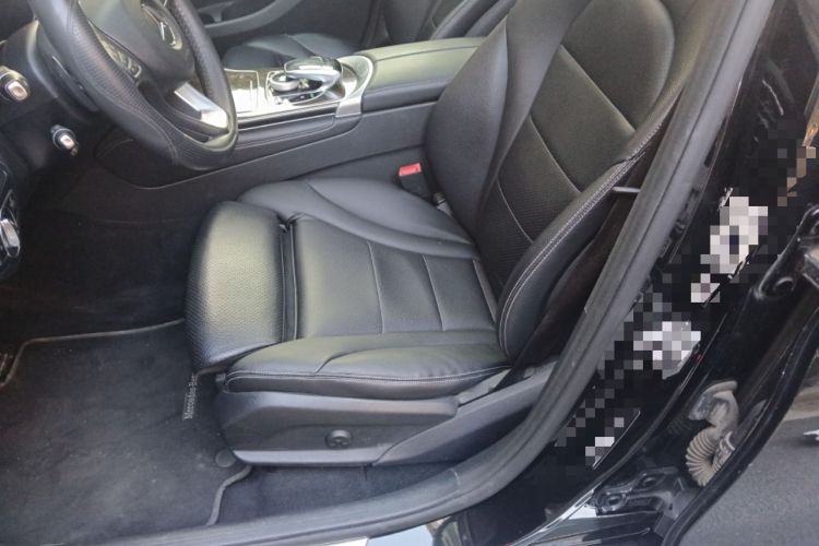 Used Mercedes-Benz GLC 2017 GLC 260 4MATIC Luxury Model
