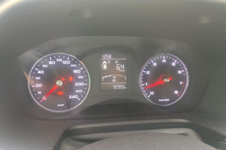 Used Roewe RX5 2018 20T Two-Wheel Drive Manual Flagship Edition Instrument Cluster