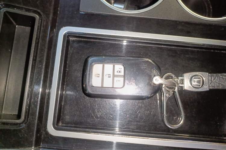 Used Honda Elysion 2019 2.0L Hybrid Luxury Edition