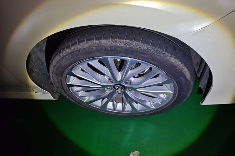 Used Toyota Camry 2019 Revised Version 2.5G Luxury Edition
