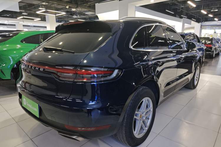 Used Porsche Macan 2021 Macan 2.0T
