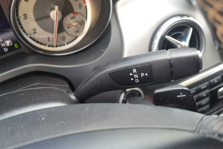 Used Mercedes-Benz GLA 2015 GLA 200 Fashion Model