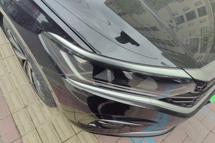 Used Volkswagen Passat 2023 Revised 330TSI Elite Edition Right Front Headlight