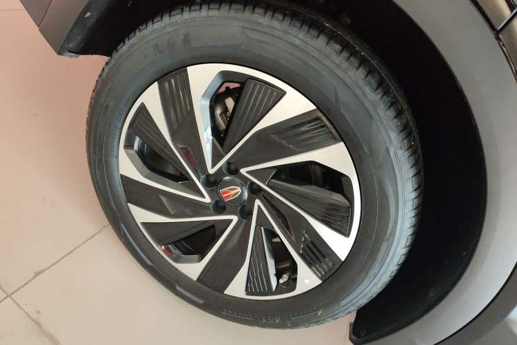 Used Hongqi HS7 PHEV 2024 2.0T PHEV Four-Wheel Drive Flagship Edition 6 Seats Exterior 5