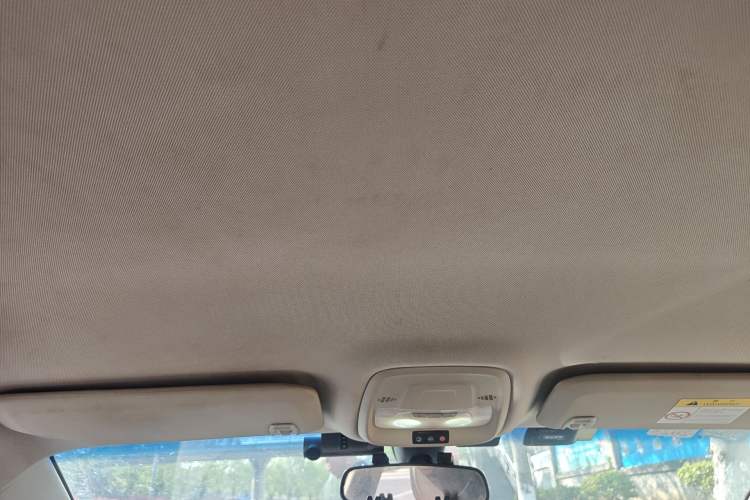 Used Buick Velite 6 2020 Plug-in Hybrid Connected Fashion Model