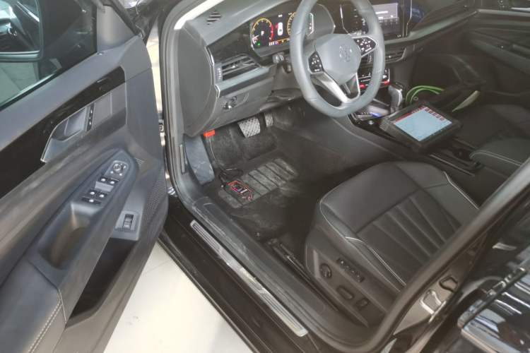 Used Volkswagen Passat 2024 380TSI Elite Edition
