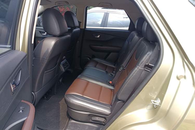 Used Dongfeng Fengon S560 2022 1.5T CVT Elite Version Left Rear Seat