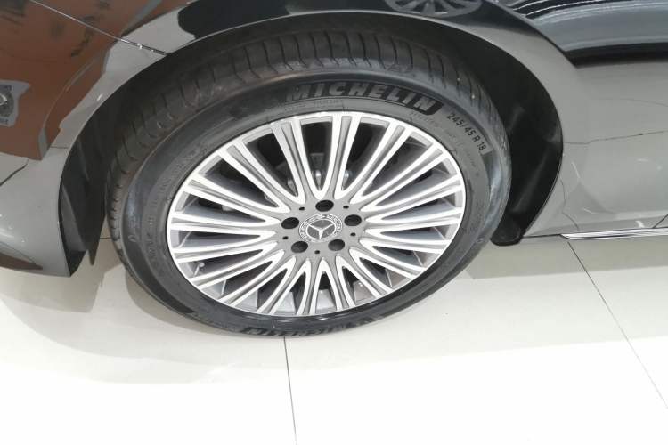 Used Mercedes-Benz E-Class 2023 E 300 L Luxury Model