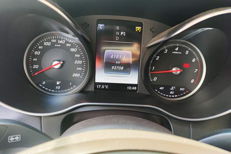 Used Mercedes-Benz GLC 2019 GLC 260 L 4MATIC Dynamic Model