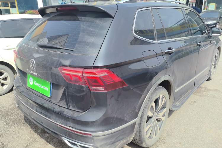 Used Volkswagen Tiguan L 2024 330TSI Automatic Two-Wheel Drive R-Line Enhanced Edition Rear Right 45 Deg