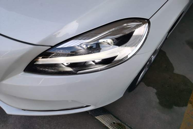 Used Volvo V40 2017 T3 Zhiya Edition