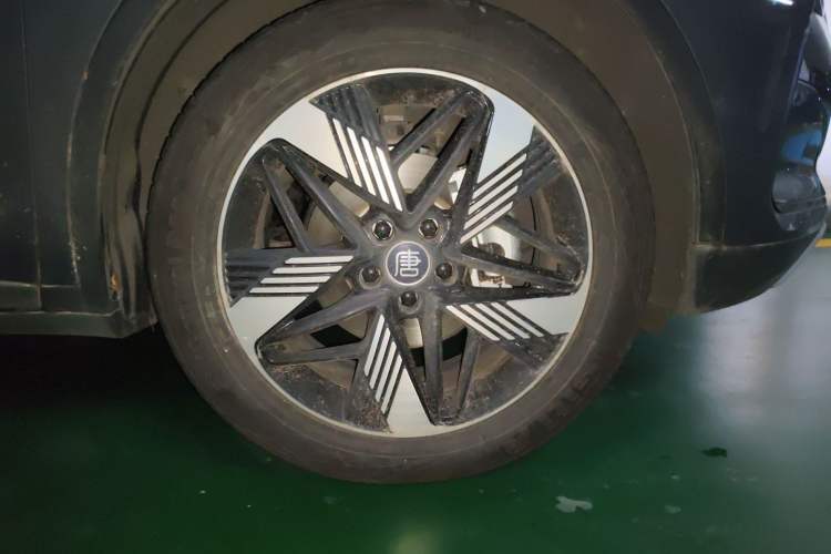 Used BYD Tang New Energy 2024 DM-i Glory Edition 112KM Prestige Model
