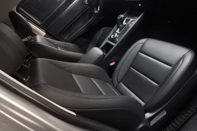 Used Great Wall Poer 2024 2.4T Commercial Version Automatic Diesel 4x4 Elite Edition
