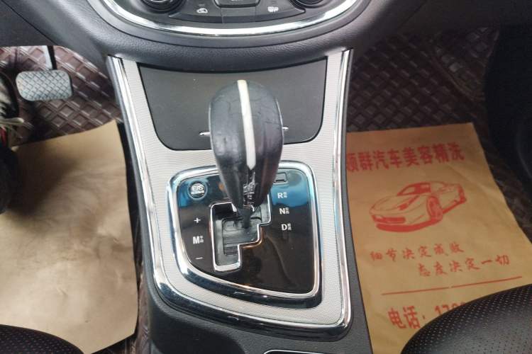 Used Baojun 560 2017 Rhythmic Edition 1.8L iAMT Prestige Model Gear Lever