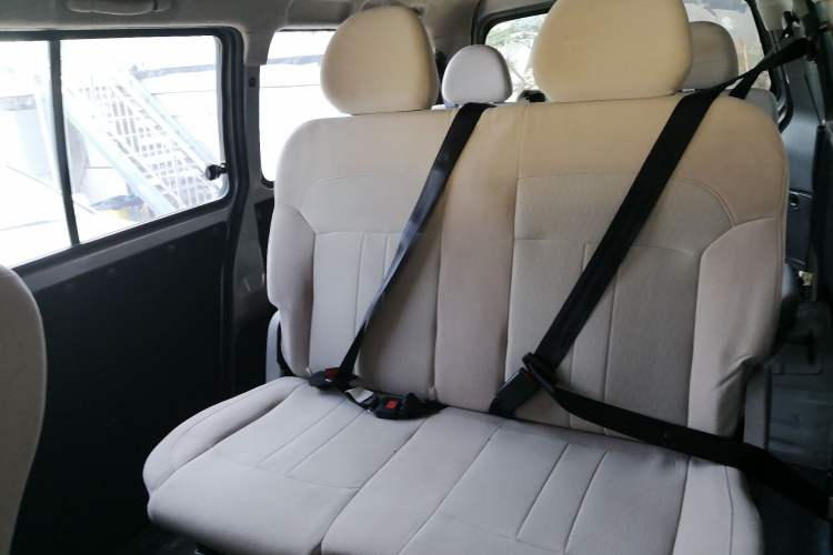 Used FORTHING Lingzhi 2022 M5L 2.0L Utility Model 7 Seats